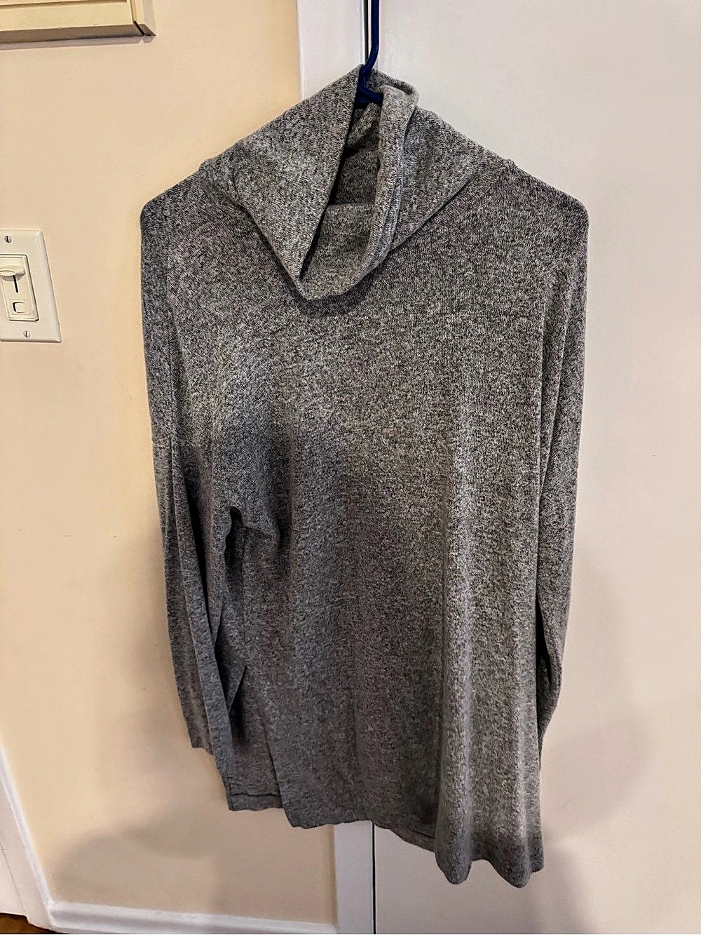 H&M Rib-Knit Mock Turtleneck Sweater Gray & Pink